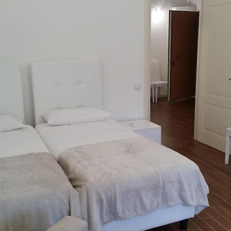 Isonzo Comfort Apartament Apartment Ancona Exterior foto